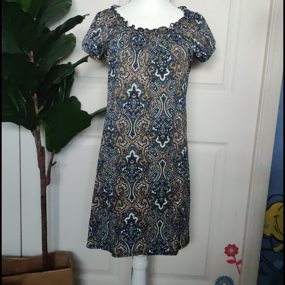 *💖 Summer dress with a great neck line hem - Picture 1 of 6